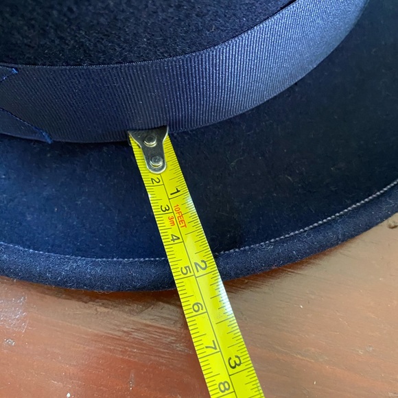 Women’s hats - Picture 3 of 7